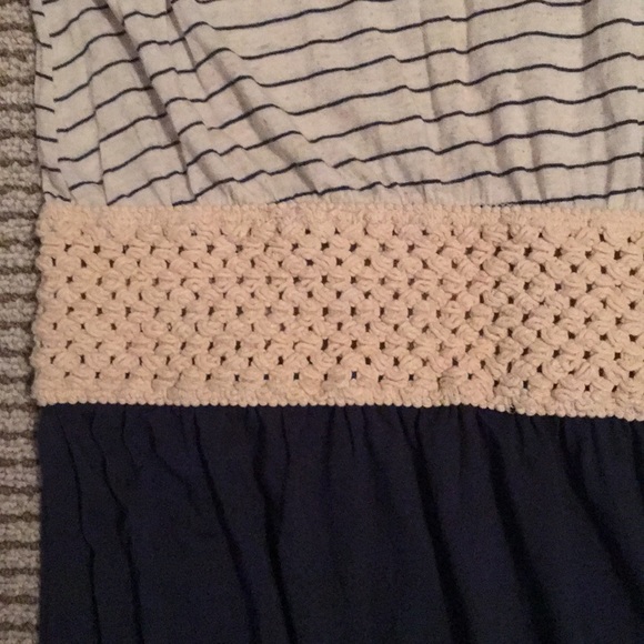 Sailer-like summer mini dress. - Picture 3 of 3